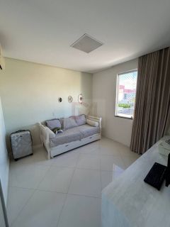 Casa Para Vender com 3 quartos/suítes no bairro Aruana em Aracaju.