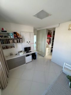 Casa Para Vender com 3 quartos/suítes no bairro Aruana em Aracaju.