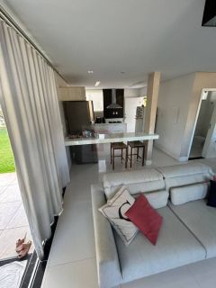 Casa Para Vender com 3 quartos/suítes no bairro Aruana em Aracaju.