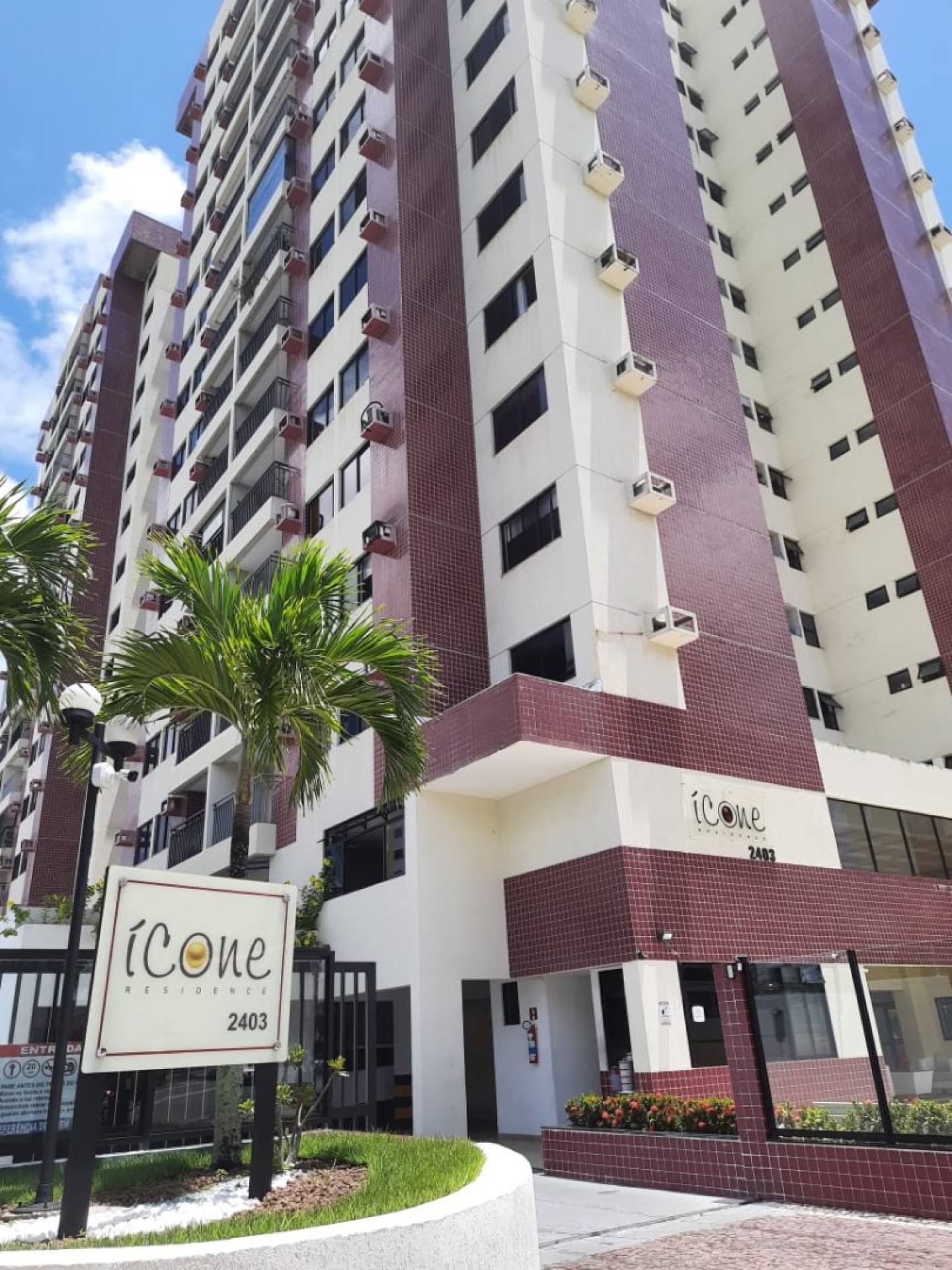 Icone residence / andar alto / adelia franco.