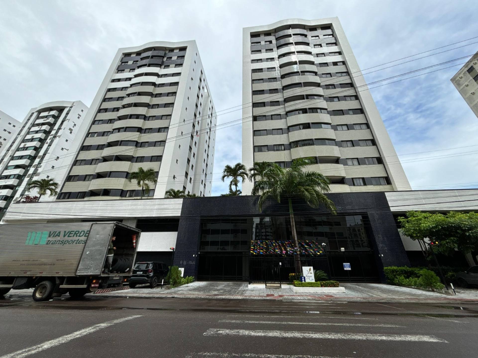 Condominio Avant Life