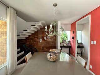 Casa de Condomínio Para Vender com 3 quartos 3 suítes no bairro Aruana em Aracaju.
