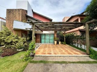Casa de Condomínio Para Vender com 3 quartos 3 suítes no bairro Aruana em Aracaju.