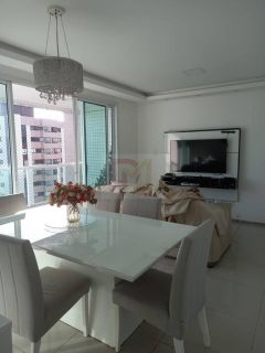 Living Residence / Sombra / Luzia