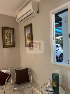 Casa no Condomínio Santa Felicidade – 2 suítes com sala ampliada à venda na Aruana
