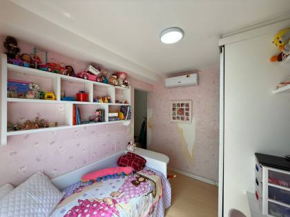 Residencial Club Atalaia  / 120 metros / leste