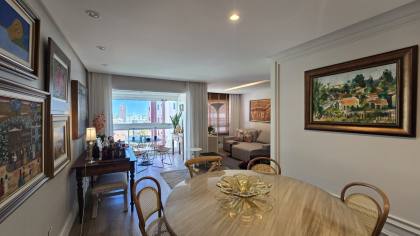 Clube Atalaia / 98 metros / Reformado