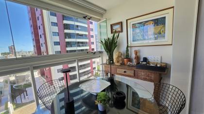 Clube Atalaia / 98 metros / Reformado