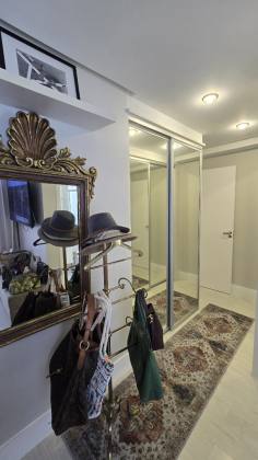 Clube Atalaia / 98 metros / Reformado