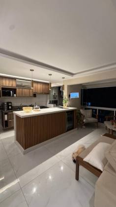 Apartamento no Clube Atalaia / 77 metros / 20O metros da orla