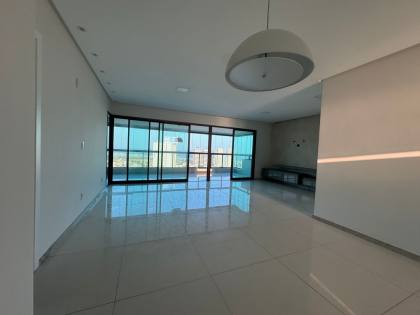 Marinas Art Residence / Andar alto