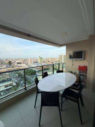 Apartamento no Renaissance – Alameda das Árvores /