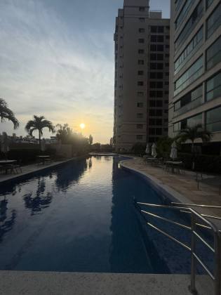 Apartamento no Renaissance – Alameda das Árvores /