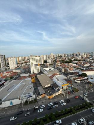 Apartamento no Renaissance – Alameda das Árvores /