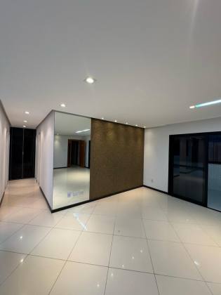 Oportunidade Única no Garcia – 4 Quartos, 3 Suítes, 3 Vagas e Vista Deslumbrante!