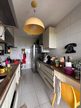 Vista beira mar / leste / 107 metros ..