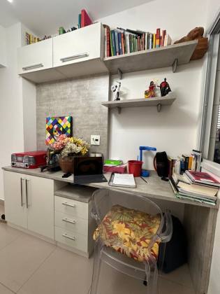 Vista beira mar / leste / 107 metros ..