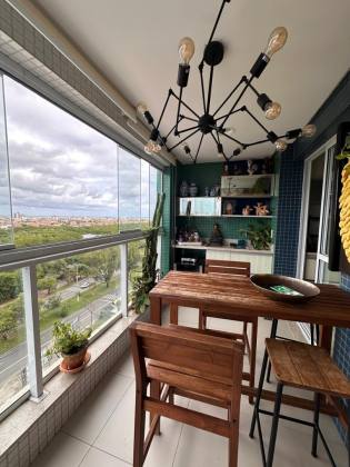 Vista beira mar / leste / 107 metros ..