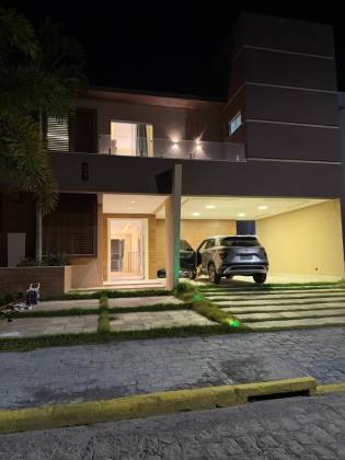 Casa Exclusiva  Condomínio Marta Ferreira | 360 m² de terreno | 350 m² de área construída