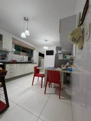 Casa duplex no Aruana | Vista Permanente para o Lago