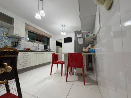 Casa duplex no Aruana | Vista Permanente para o Lago