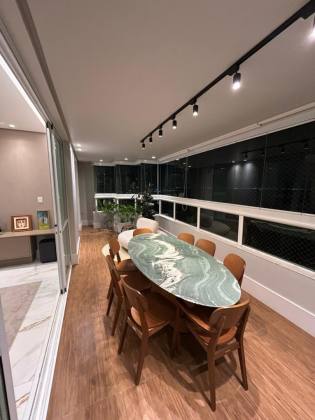 Mansão Cleonice Franco Barreto / 300 metros / Reformado