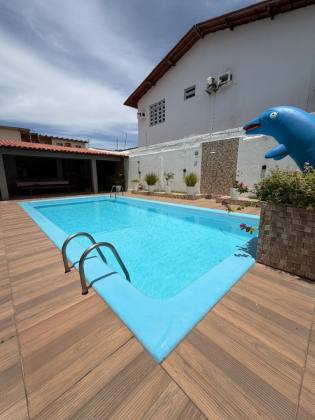 Belissima Casa na Área mais nobre da atalaia !