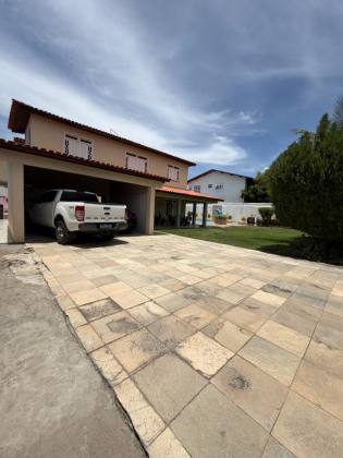 Belissima Casa na Área mais nobre da atalaia !