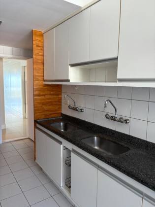 Edifício Les Alpes – Andar Alto, 3 Suítes e Ampla Varanda