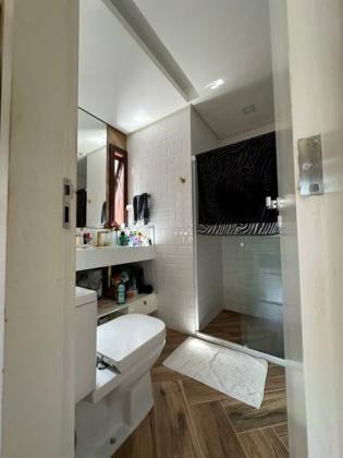 Casa no Condomínio Demerval Mattos – Exclusividade, Natureza e Localização Privilegiada na Atalaia