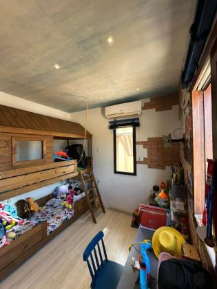 Casa no Condomínio Demerval Mattos – Exclusividade, Natureza e Localização Privilegiada na Atalaia