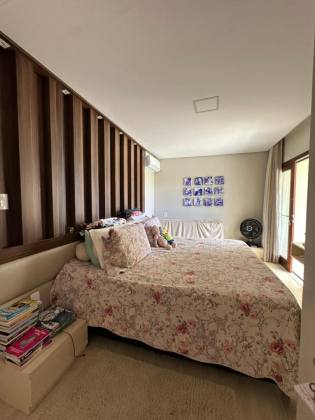 Casa no Condomínio Demerval Mattos – Exclusividade, Natureza e Localização Privilegiada na Atalaia