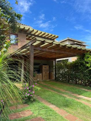 Casa no Condomínio Demerval Mattos – Exclusividade, Natureza e Localização Privilegiada na Atalaia