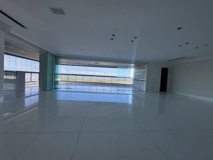 NOUVELLE / 420 METROS / 6 vagas .