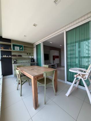 Living Residence / Sombra / 3 suites