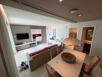 Living Residence / Sombra / 3 suites