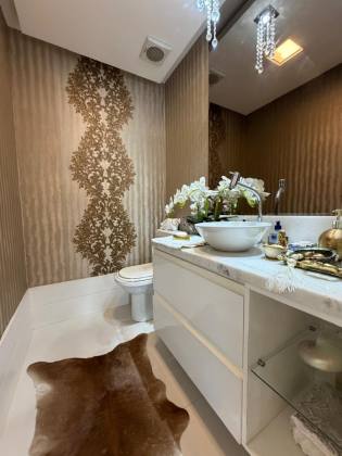 Apartamento reformado no Jardins de Londres | 111m² | Sombra total.