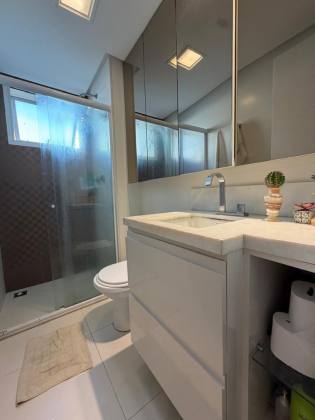 Apartamento reformado no Jardins de Londres | 111m² | Sombra total.