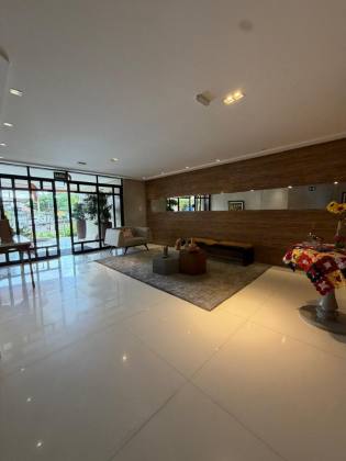 Vale dos Lagos | 156m² | 4 Quartos | Jardins