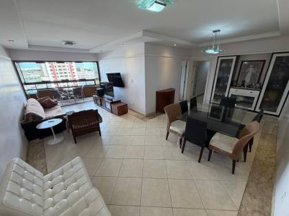 Vale dos Lagos | 156m² | 4 Quartos | Jardins