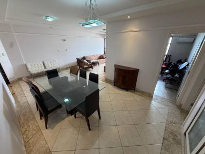 Vale dos Lagos | 156m² | 4 Quartos | Jardins