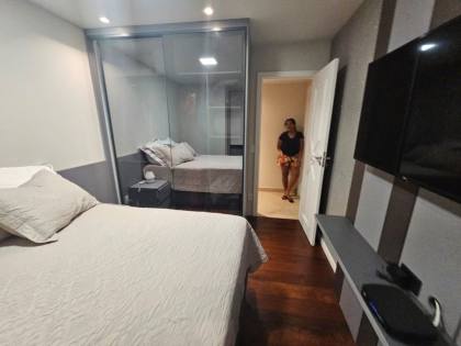 Mansão Paul Cezanne | 330m² | 4 Suítes