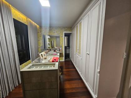 Condomínio Paul Cezanne | 330m² | 4 Suítes