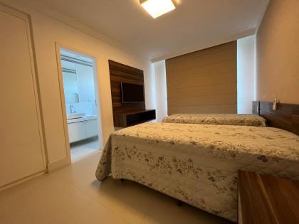 Condomínio Park Ville | 1.014m² de Terreno | 464m² Construídos