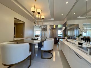 Mansão Saint Laurent / 13 de julho / Beira Mar