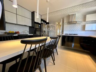 Mansão Saint Laurent / 13 de julho / Beira Mar