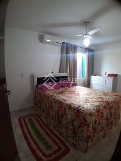 Casa com Piscina em Penha - SC