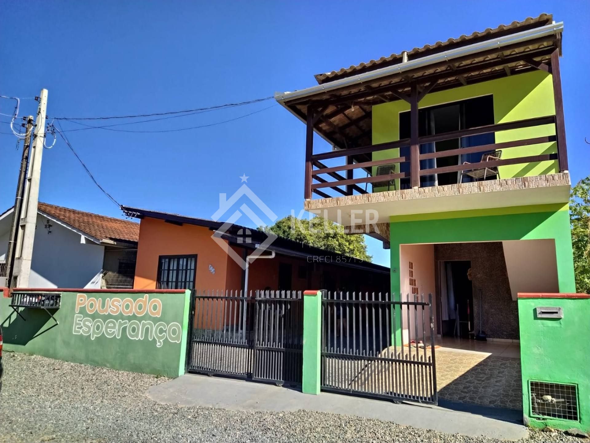 POUSADA  Á 500 METROS DO BETO CARREIRO