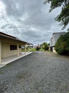 Imóvel bem localizado para construção de Prédio