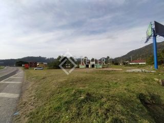 Área frente a BR 101